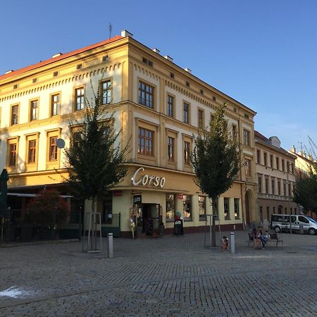 Apartments Corso Зноймо Екстер'єр фото
