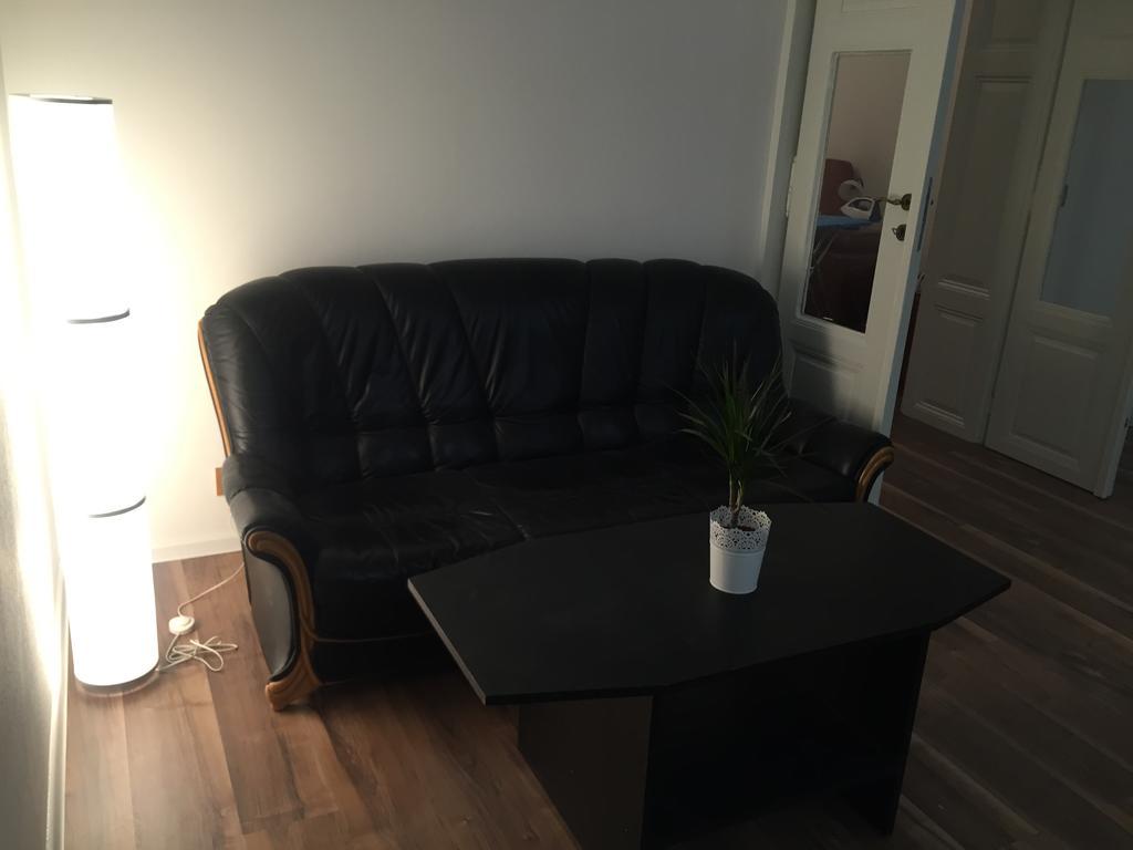 Apartments Corso Зноймо Екстер'єр фото