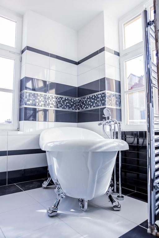 Apartments Corso Зноймо Екстер'єр фото